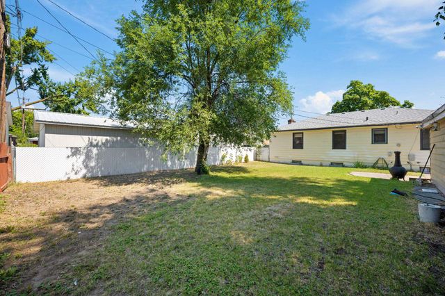 5715 N Alameda Blvd, Spokane, WA 99205