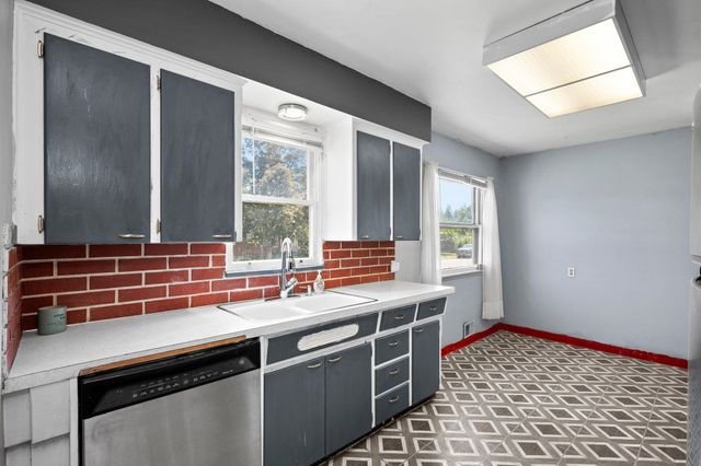 5715 N Alameda Blvd, Spokane, WA 99205