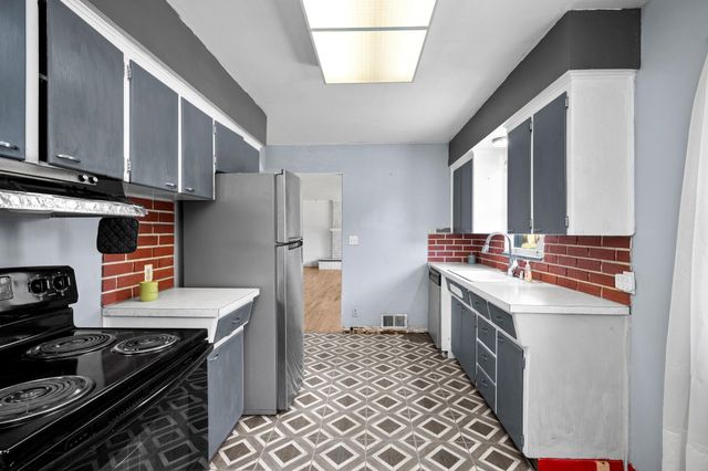 5715 N Alameda Blvd, Spokane, WA 99205