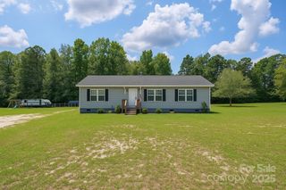 179 Youngs Bend Road, Kershaw, SC 29067