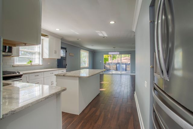 226 N Lind Avenue, Hillside, IL 60162