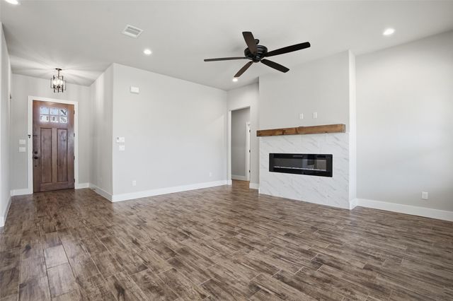 504 Payne Lane, Springtown, TX 76082