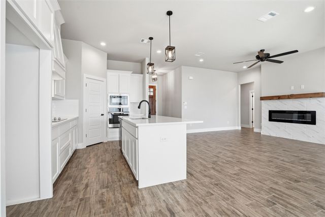 504 Payne Lane, Springtown, TX 76082