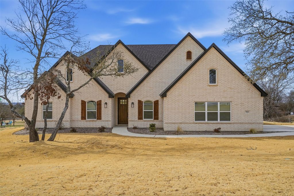 504 Payne Lane, Springtown, TX 76082