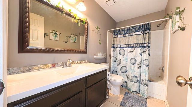 11314 Meadowchase Drive, Houston, TX 77065