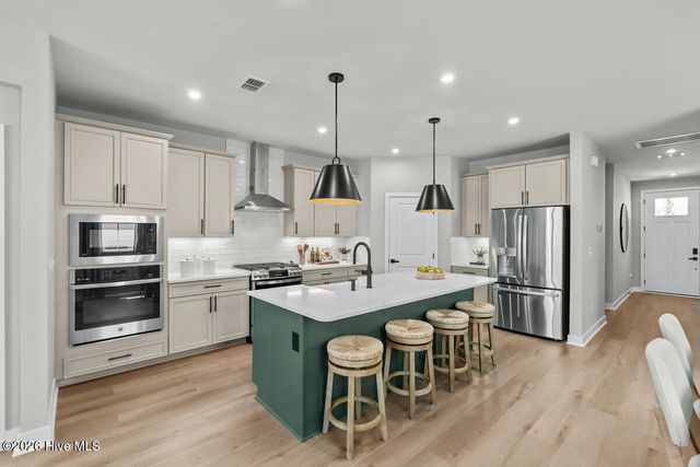 7067 Mcfarland Drive, Leland, NC 28451