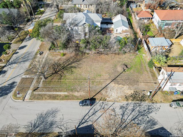 1003 W WOODLAWN AVE, San Antonio, TX 78201