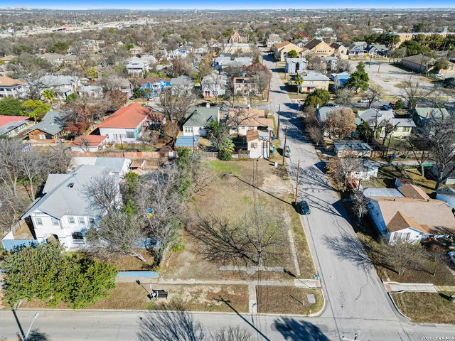 1003 W WOODLAWN AVE, San Antonio, TX 78201