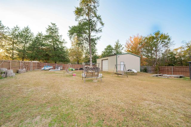 196 Wady Loop, Gladewater, TX 75647