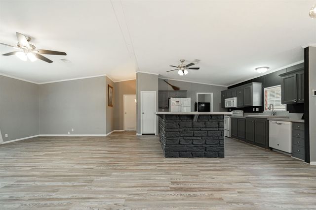 196 Wady Loop, Gladewater, TX 75647