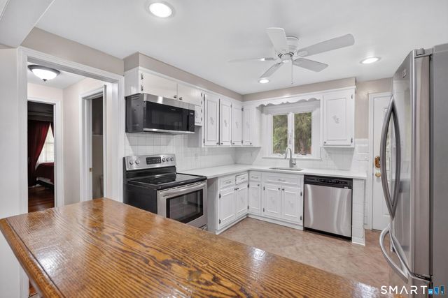 27 Wilson Avenue, Trumbull, CT 06611