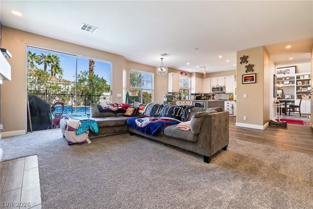 2504 Putting Green Drive, Henderson, NV 89074