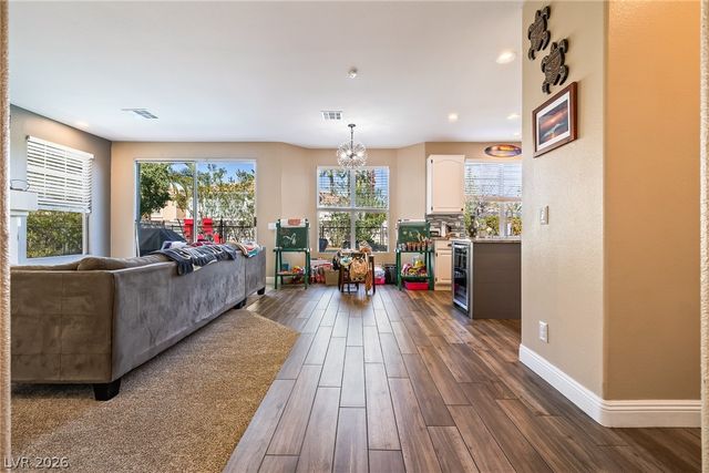 2504 Putting Green Drive, Henderson, NV 89074