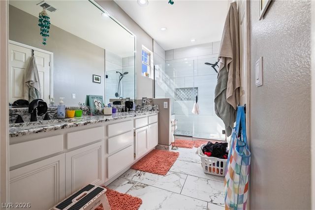 2504 Putting Green Drive, Henderson, NV 89074