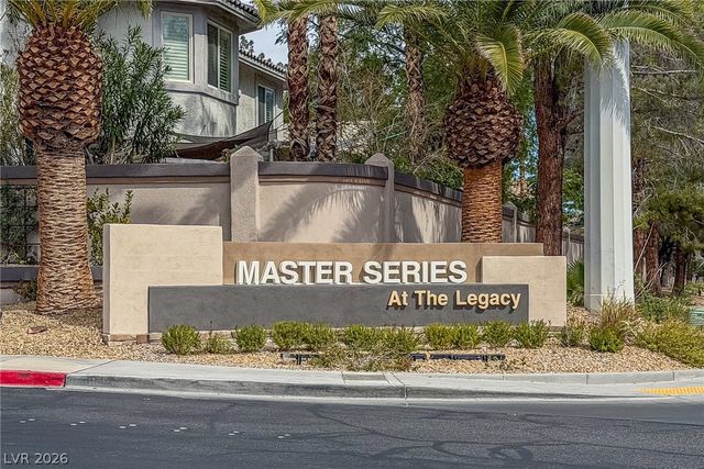 2504 Putting Green Drive, Henderson, NV 89074