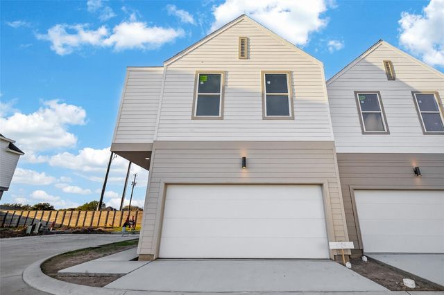 4014 Buffalo Moon Drive, Houston, TX 77045