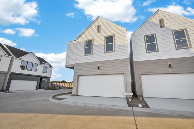 4014 Buffalo Moon Drive, Houston, TX 77045