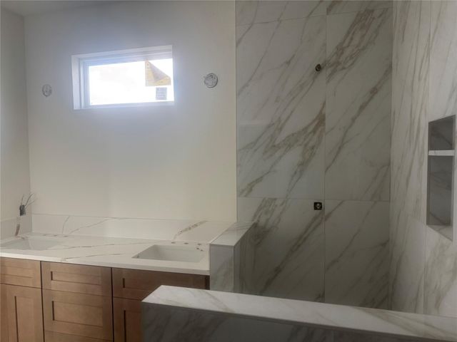 4014 Buffalo Moon Drive, Houston, TX 77045