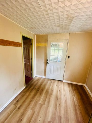 889 Bullock Cemetery Road, Somerset, KY 42503