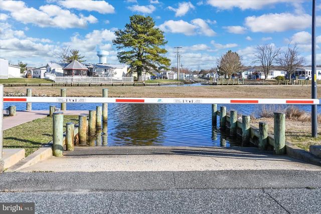 36302 CHARLESTON DR, Selbyville, DE 19975