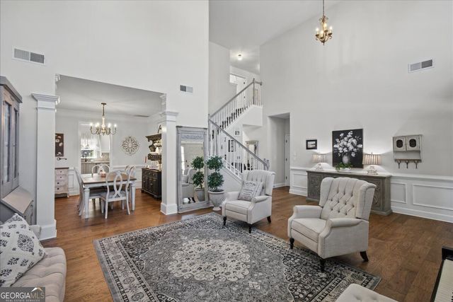 211 Woodview Lane, Woodstock, GA 30188