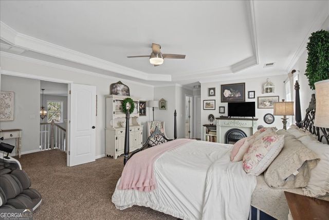 211 Woodview Lane, Woodstock, GA 30188