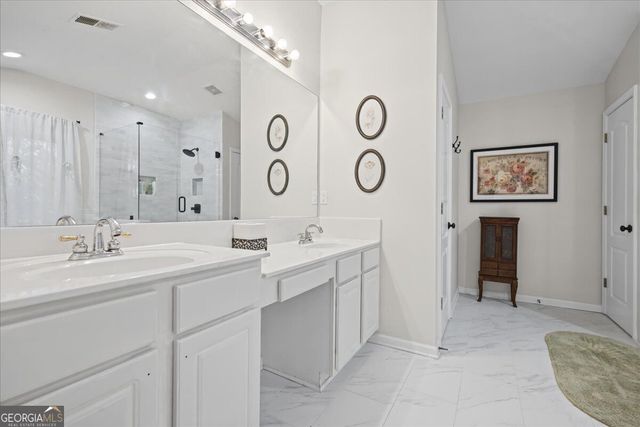211 Woodview Lane, Woodstock, GA 30188