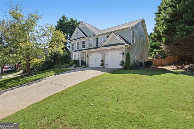 211 Woodview Lane, Woodstock, GA 30188