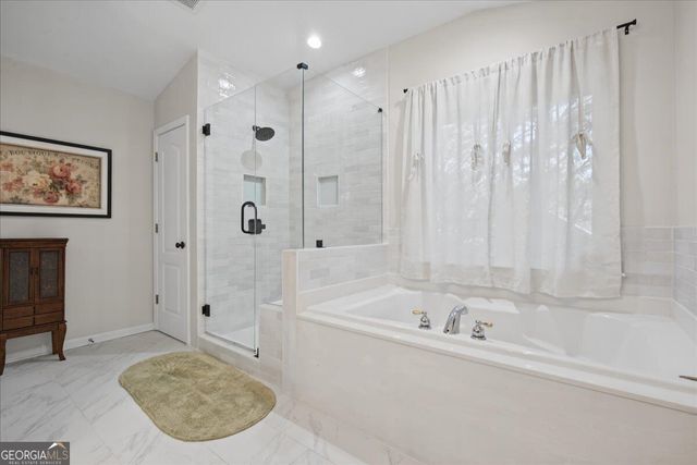 211 Woodview Lane, Woodstock, GA 30188