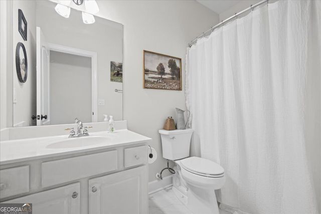 211 Woodview Lane, Woodstock, GA 30188