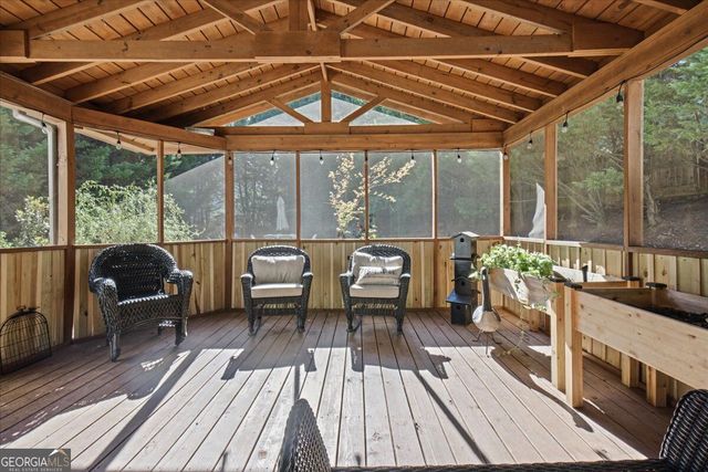 211 Woodview Lane, Woodstock, GA 30188