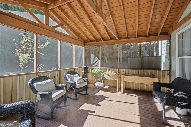 211 Woodview Lane, Woodstock, GA 30188