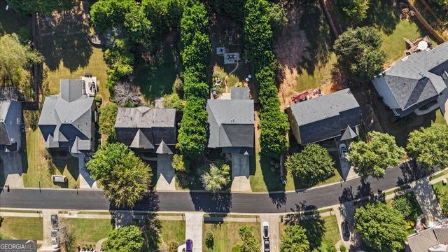 211 Woodview Lane, Woodstock, GA 30188