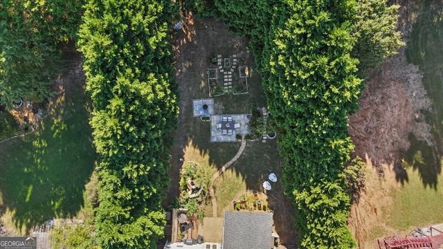 211 Woodview Lane, Woodstock, GA 30188