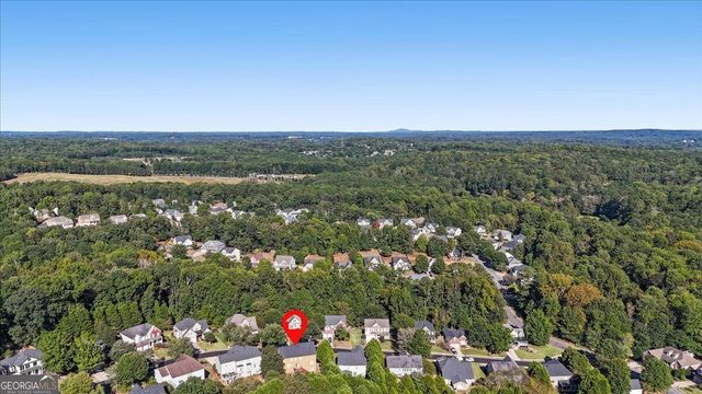 211 Woodview Lane, Woodstock, GA 30188
