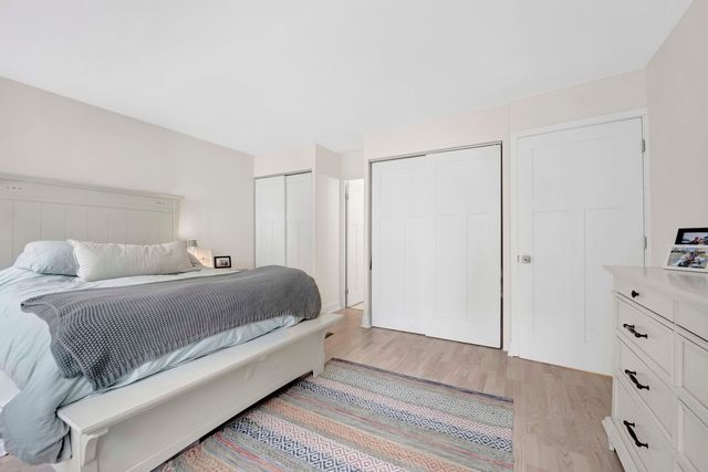 247 E CHESTNUT Street 1201, Chicago, IL 60611