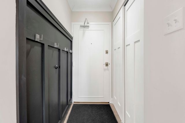 247 E CHESTNUT Street 1201, Chicago, IL 60611