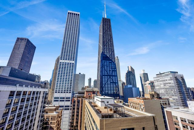 247 E CHESTNUT Street 1201, Chicago, IL 60611