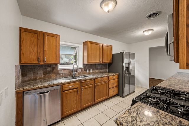 6644 Fisher Road, Dallas, TX 75214