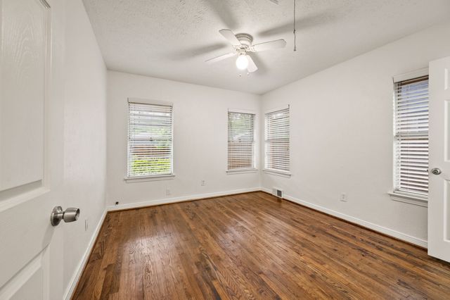 6644 Fisher Road, Dallas, TX 75214