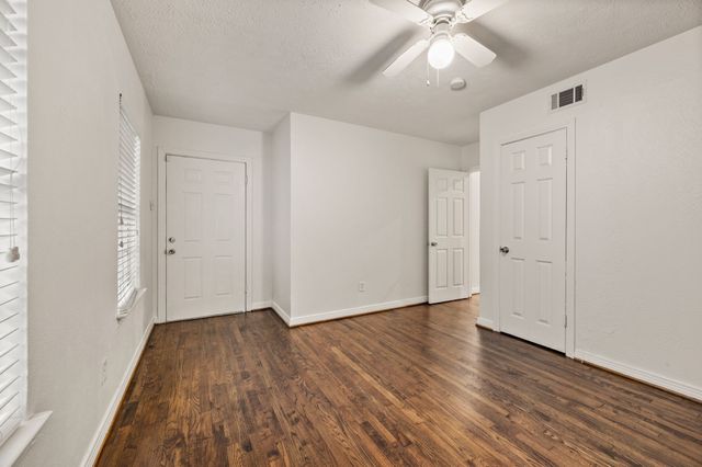 6644 Fisher Road, Dallas, TX 75214