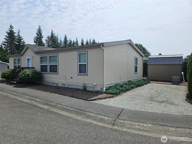886 Carriage Court, Sedro Woolley, WA 98284