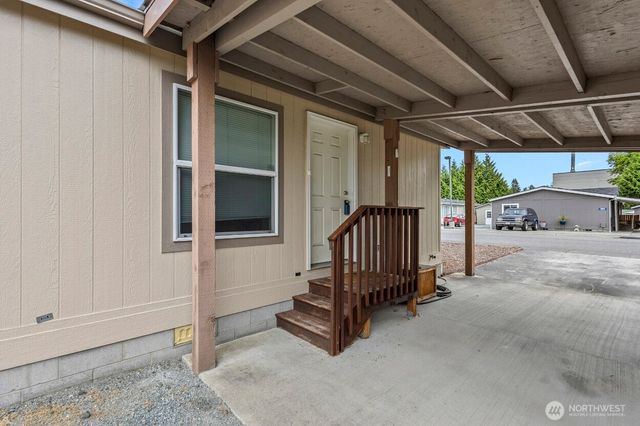 886 Carriage Court, Sedro Woolley, WA 98284