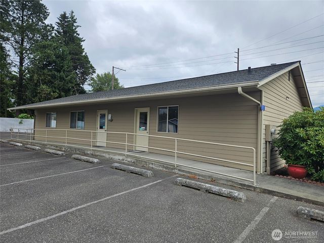 886 Carriage Court, Sedro Woolley, WA 98284