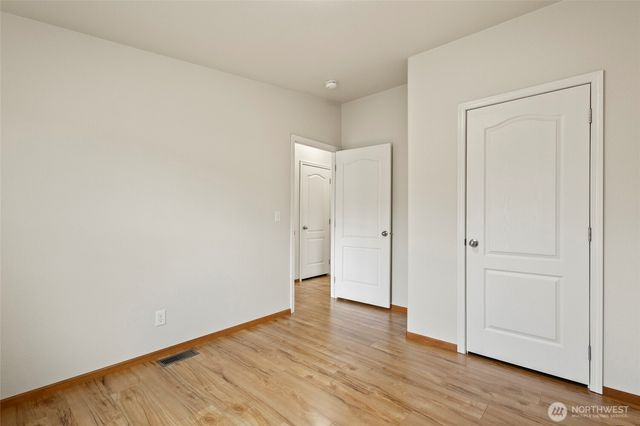 886 Carriage Court, Sedro Woolley, WA 98284