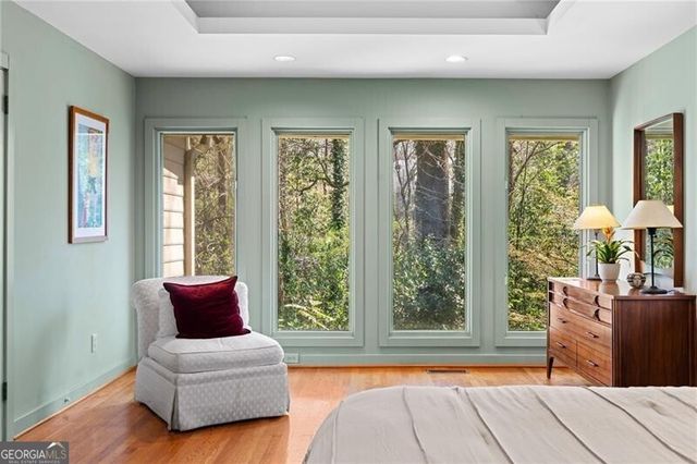 374 Londonberry Road, Atlanta, GA 30327