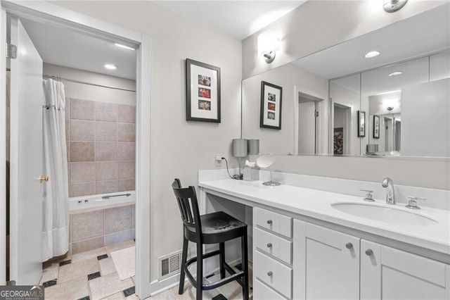 374 Londonberry Road, Atlanta, GA 30327