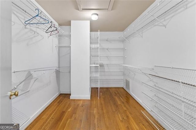 374 Londonberry Road, Atlanta, GA 30327