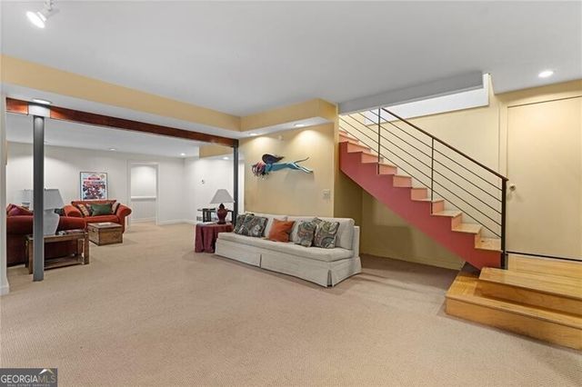 374 Londonberry Road, Atlanta, GA 30327