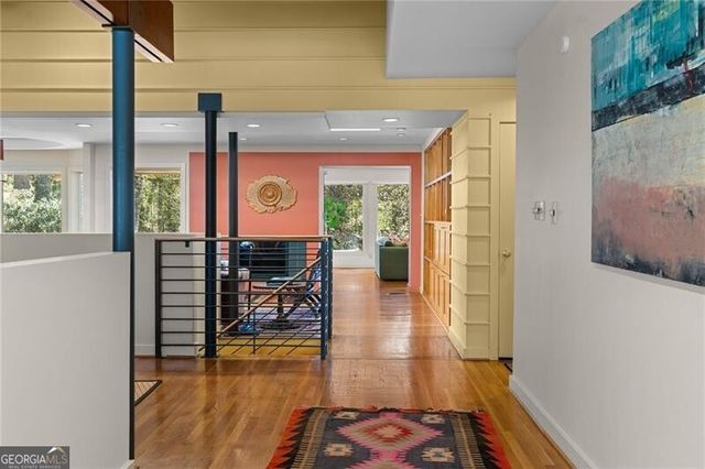 374 Londonberry Road, Atlanta, GA 30327